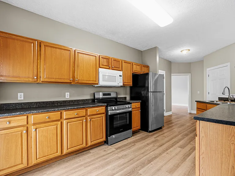 22074 Marberry Cmns — Photo 5
