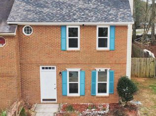 840 Indian Lake Dr NW, Lilburn, GA 30047
