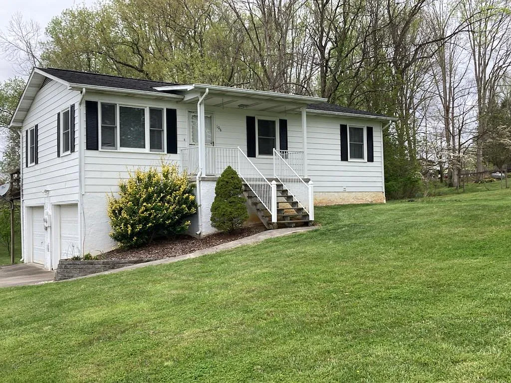 Whitney Ln, Johnson City — Photo 2