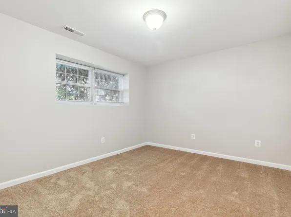 401 Backridge Ct #195, Fredericksburg, VA 22406