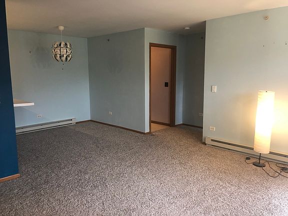 2nd image of 511 Leah Ln APT 2D