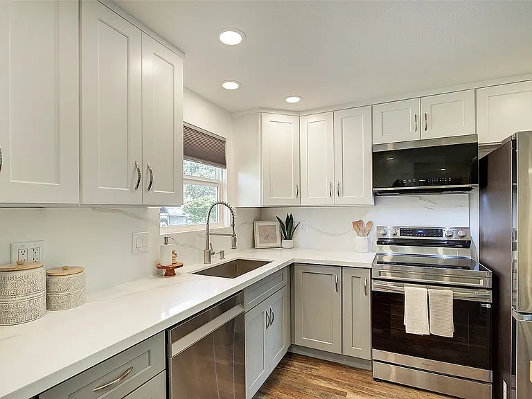 12913 NE 133rd Pl — Photo 3