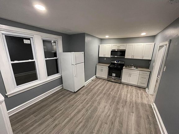 2nd image of 4204 Meridian St Floor 2