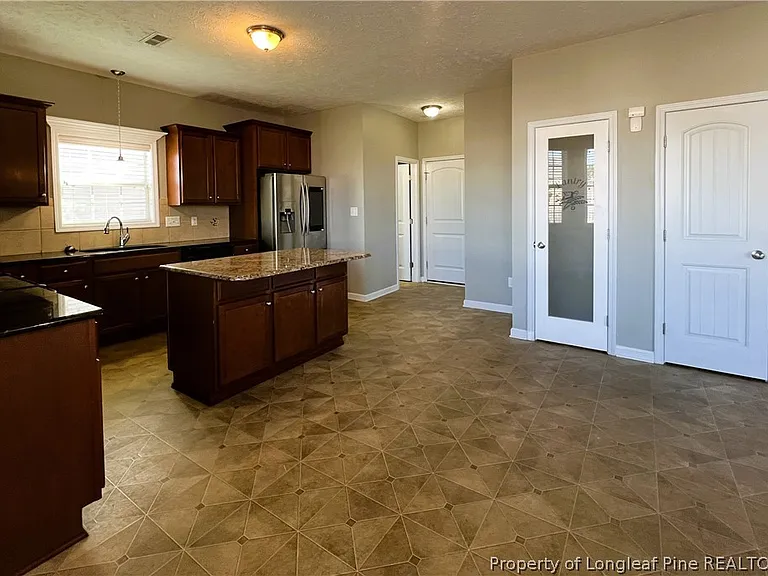 4211 Cherry Hill Ln — Photo 7