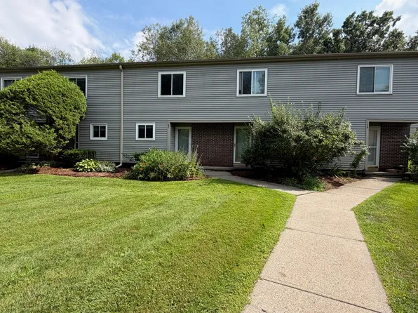 182 Locust Hill Rd, Shelburne, VT 05482