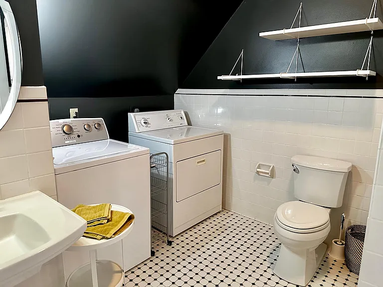2327 Upland Pl #3 — Photo 10