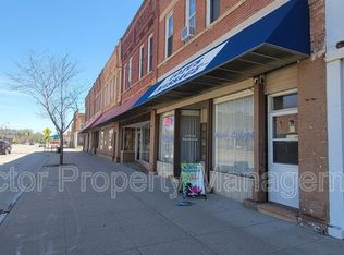 201 1/2 S Minnesota Ave APT 4, Saint Peter, MN 56082