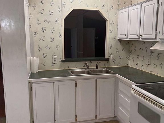 4th image of 4865 Poplar Springs Rd