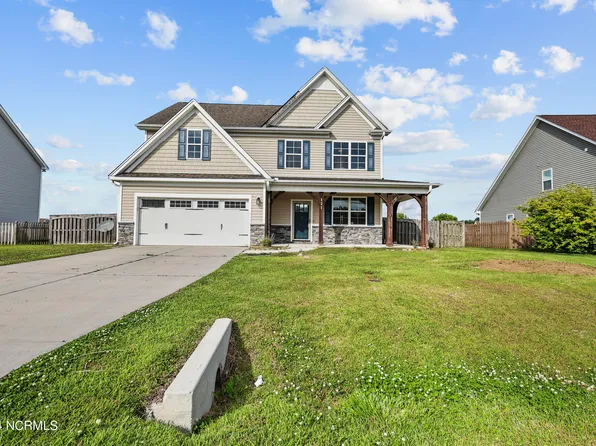 121 Foggy River Way, Jacksonville, NC 28540