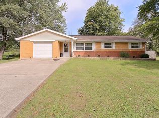 9 Rockwood Dr, Amelia, OH 45102