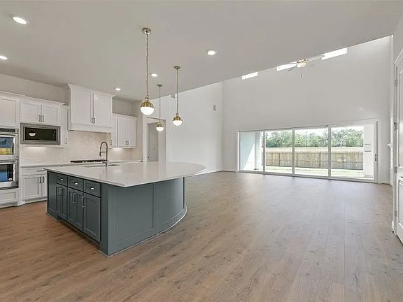 Homesite 6217 kitchen