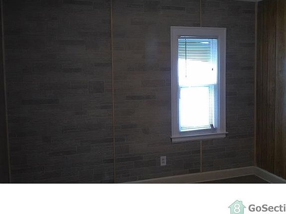 3rd image of 15494 Bringard Dr
