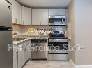 135 English Village Rd APT 203, Manchester, NH 03102