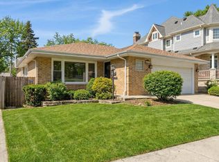 5436 Blodgett Ave, Downers Grove, IL