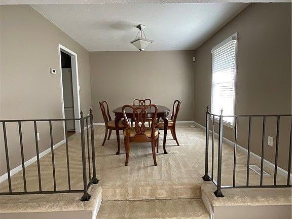 4th image of 610 Bessemer Cir