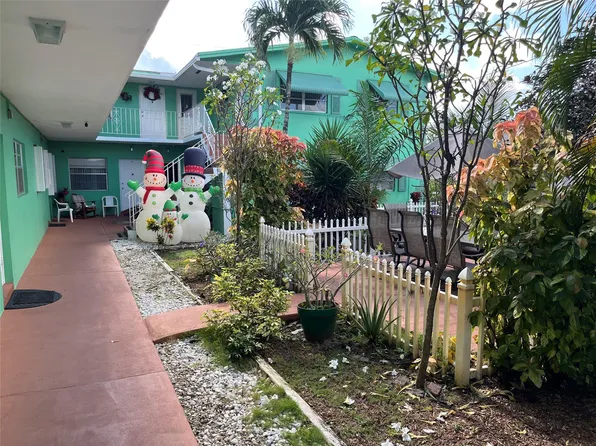 2428 Taylor Street #12, Hollywood, FL 33020