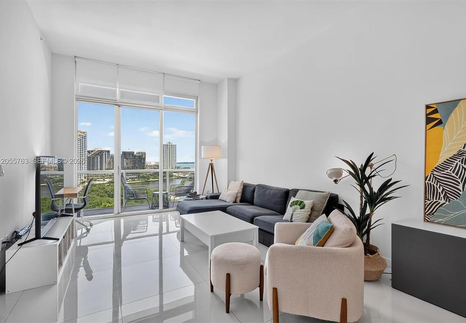 500 Brickell East Condo — Photo 3
