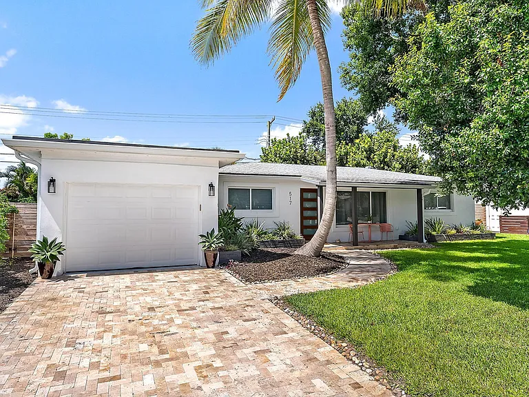 517 Gulf Rd — Photo 5