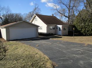 40420 N Fairview St, Antioch, IL 60002