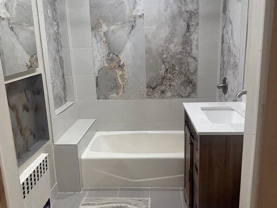 2nd image of 144 Sweetfield Cir Floor 2