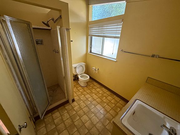 5th image of 3889 Corina Way