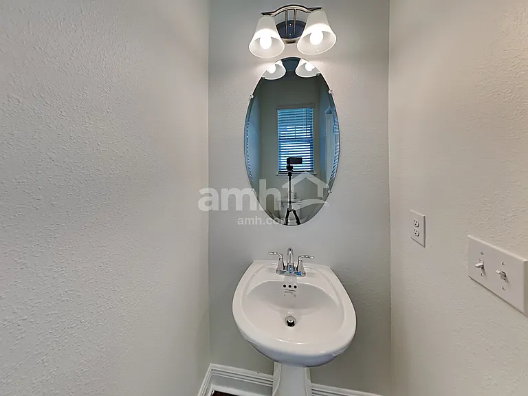 22451 Bellini Cir — Photo 10