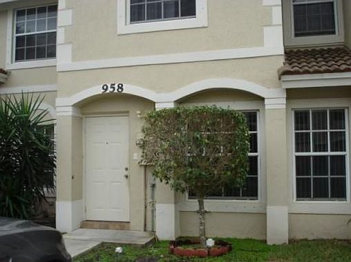 1st image of 958 Summit Lake Dr
