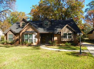 655 Ravensworth Dr, Conroe, TX 77302