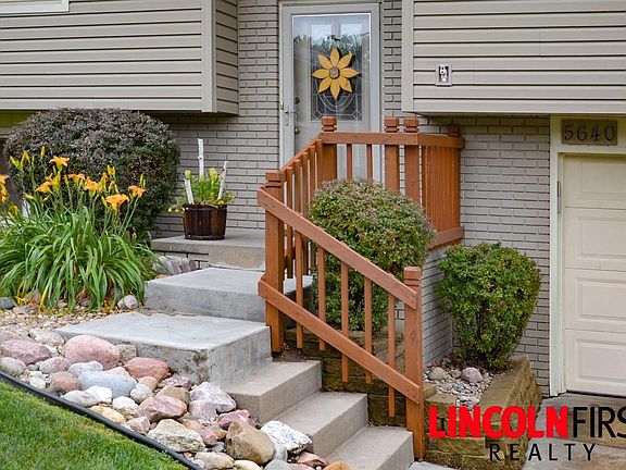2nd image of 5640 Stonecliffe Ct