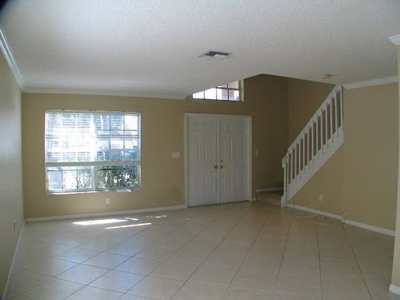 3rd image of 6171 NW 41st Dr