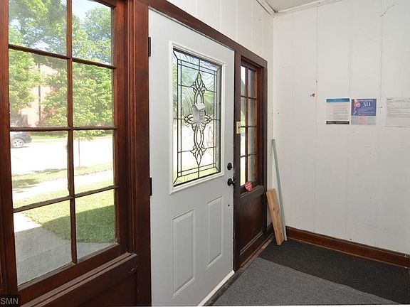 5th image of 614 5th St NE APT 2