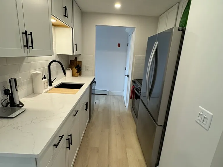 918 Roger Williams Ave — Photo 1
