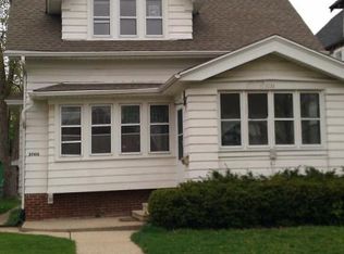 2741 N 49th St, Milwaukee, WI 53210