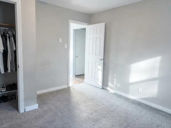 28-1 Harding Pl #1A, New Haven, CT 06511
