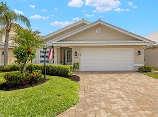 1588 Weybridge Cir #51, Naples, FL 34110