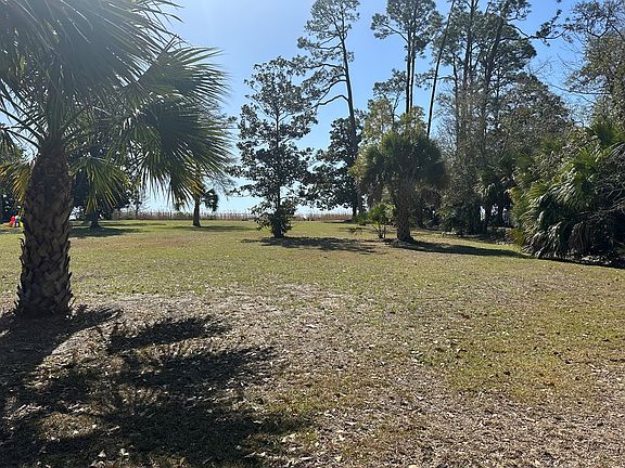 5th image of 252 Atlantic Ave