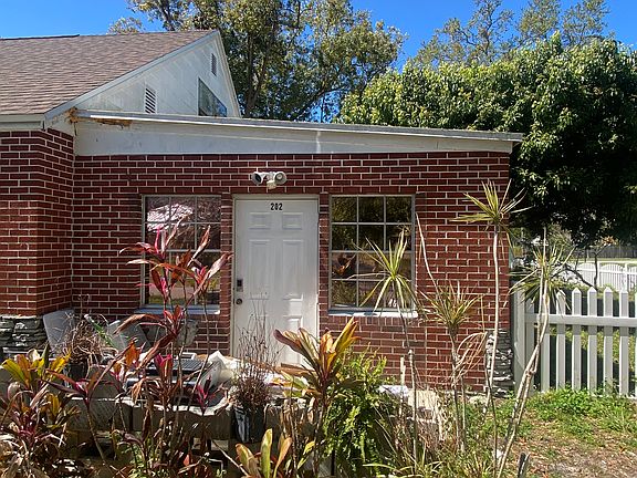 2nd image of 202 W Patterson St #C