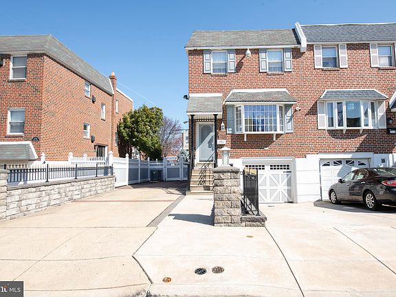 2nd image of 3759 Genesee Dr