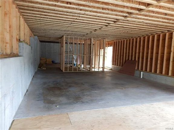 3rd image of 538 N Main St