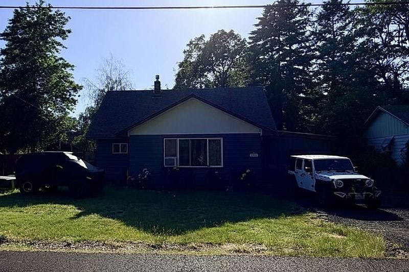 1st image of 1015 E Cascade Dr