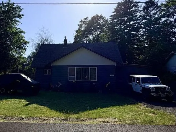 1015 E Cascade Dr, North Bonneville, WA 98639