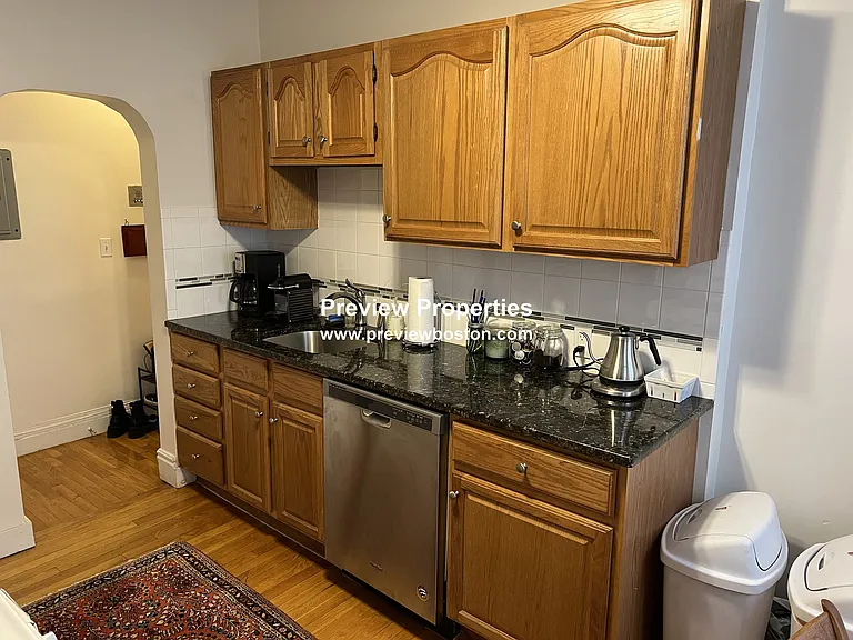 1750 Commonwealth Ave #5P — Photo 8