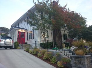 2211 5th Ave N, Seattle, WA 98109