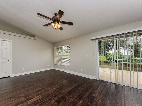 5th image of 15225 Margaux Dr