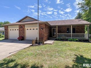 3012 Barrybrook Ct, Springfield, IL 62702