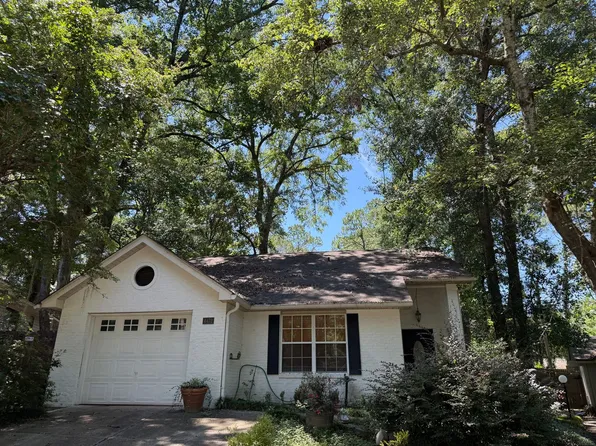 4472 Bay Shore Cir, Tallahassee, FL 32309