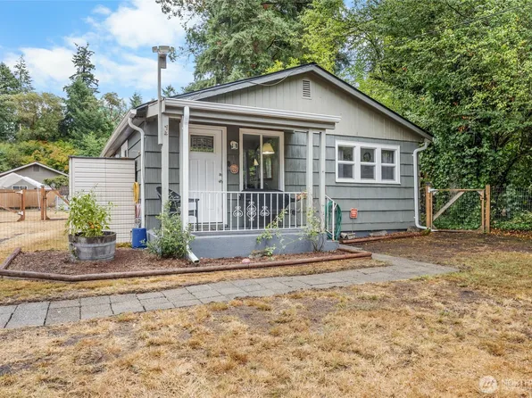 12803 Nyanza Rd, Lakewood, WA 98499