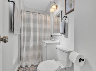 7 Division St APT 1A, Oak Park, IL 60302