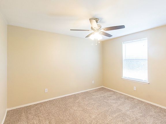 5th image of 232 Lake Wichita Dr