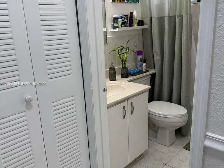 3514 W 76th St #203 — Photo 34